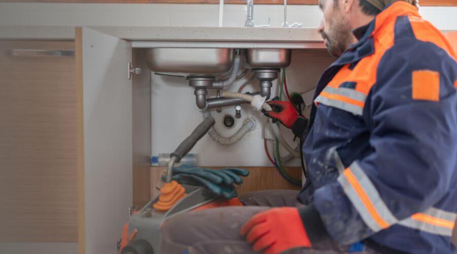 Electronic Leak Detection in Victoria, KS